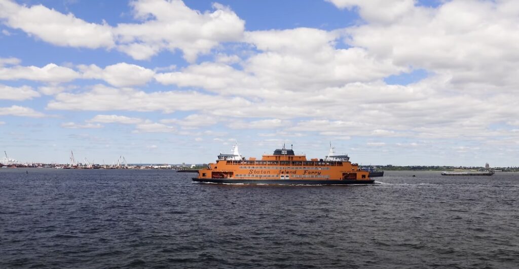 Image of Staten Island Ferry in motion on the water